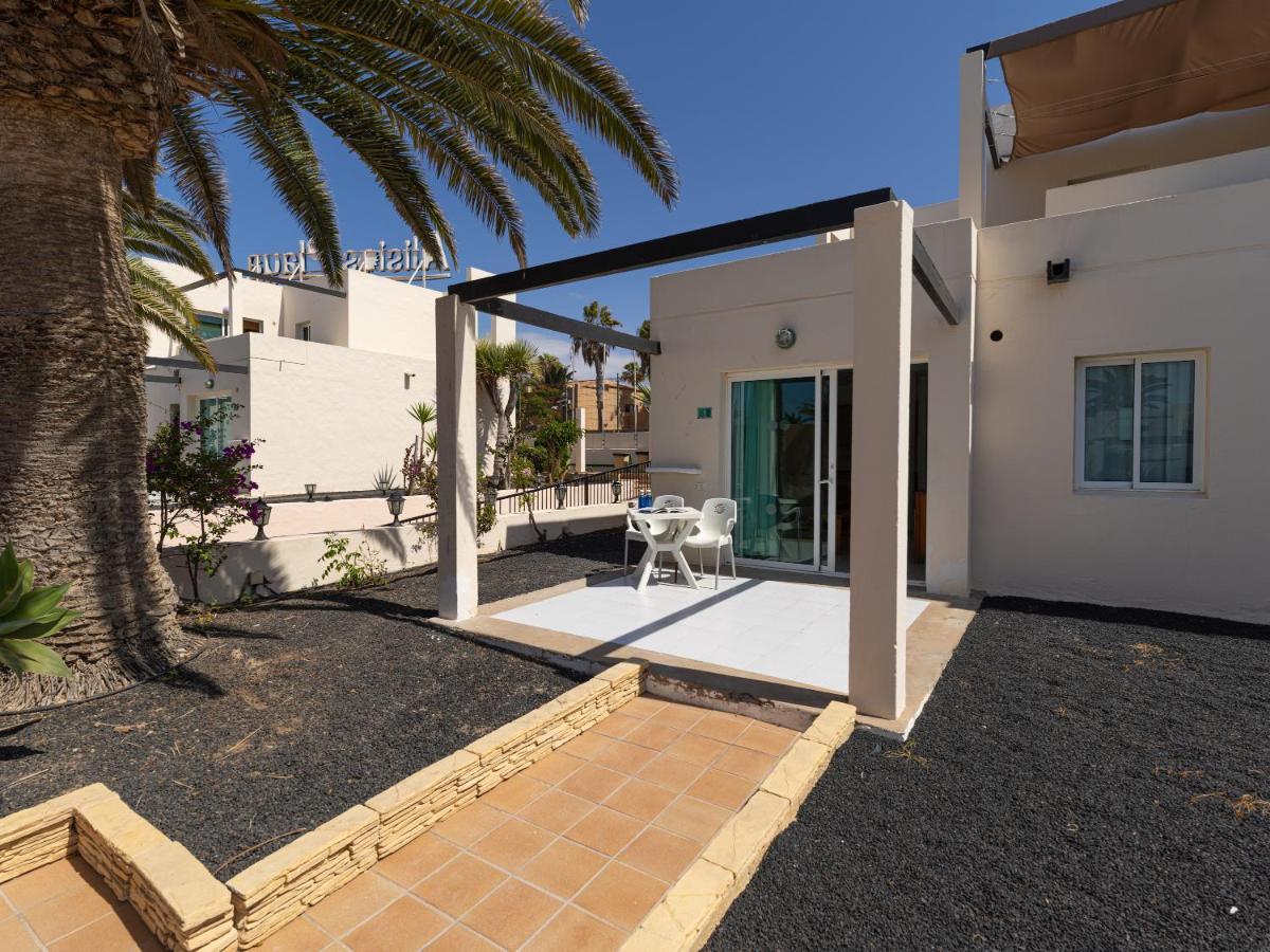 Homeforguest Apartamento Con Terraza Y Piscina En קורלחו מראה חיצוני תמונה
